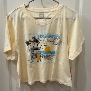 NWT Messy Bun Just Chillin Los Angeles beach postcard graphic cropped tee- XL